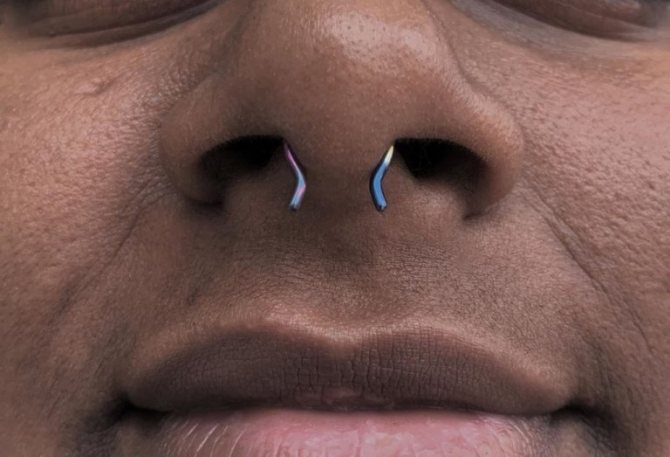 septum nose piercing
