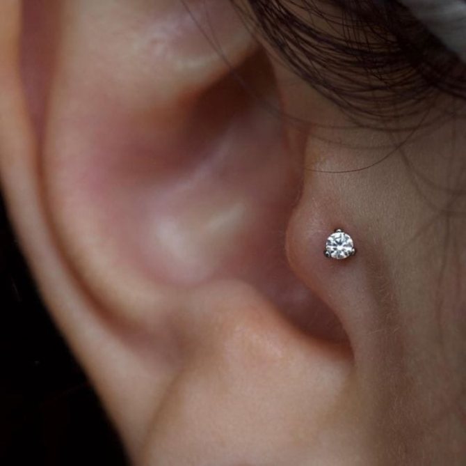 Ohrpiercing Tragus