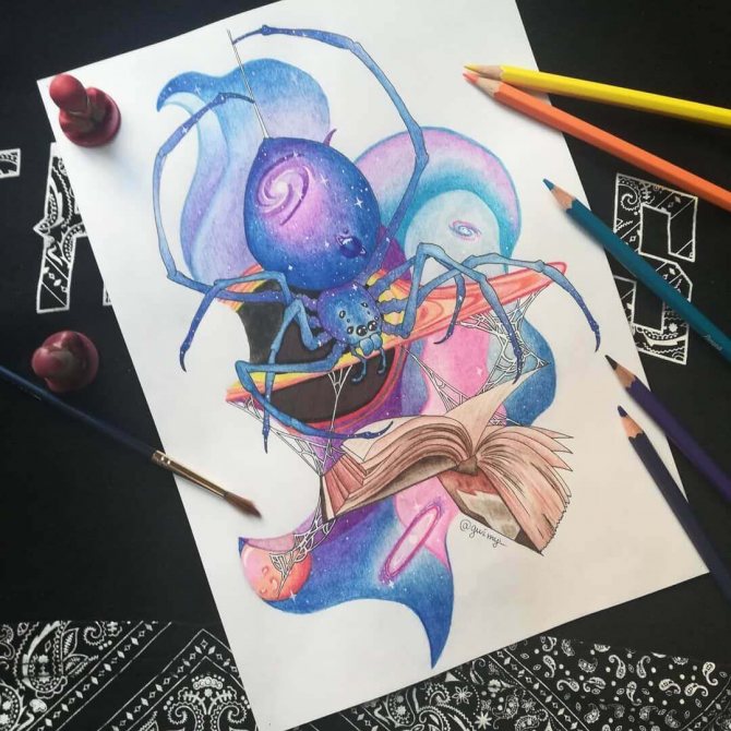 Dessiner une araignée avec un livre