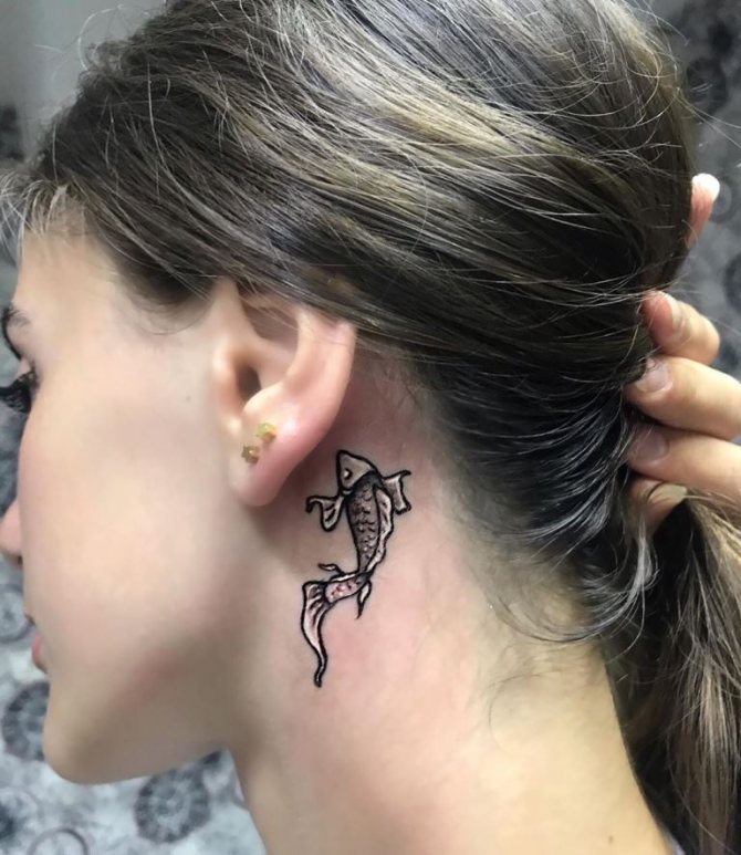 tatouage d'un poisson