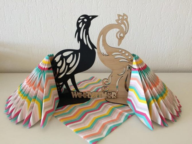 Porte-serviettes Paon