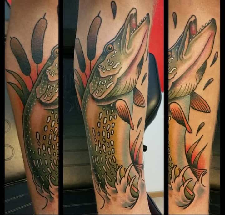 colore del tatuaggio del luccio