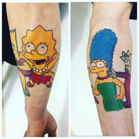 Les Simpsons, tatouage Lisa et Marge, avant-bras