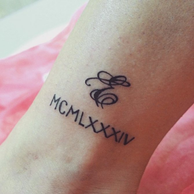 tatouage de maternité