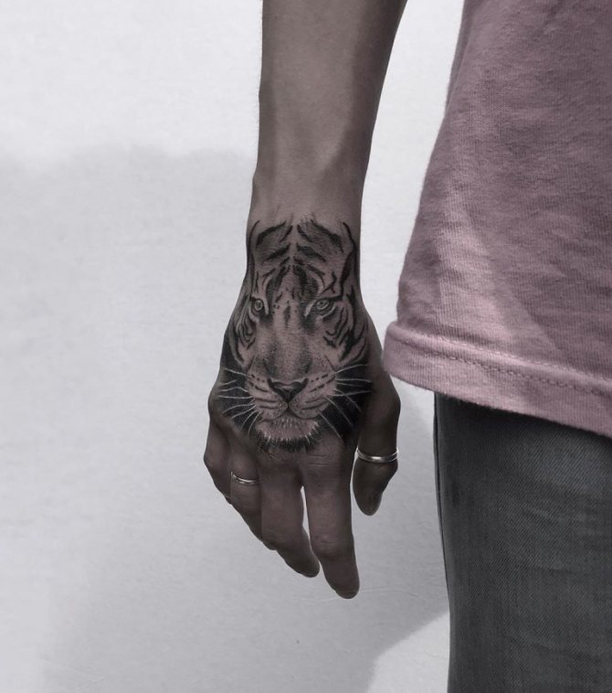 tatouage porte-bonheur