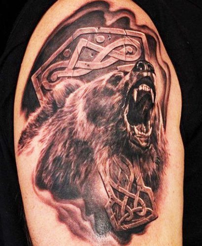 Ornements et motifs slaves pour les tatouages. Pochoirs, dessins pour filles, hommes. Photo