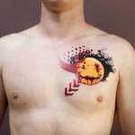 Hymynaama tatuointi, thrash pilkku