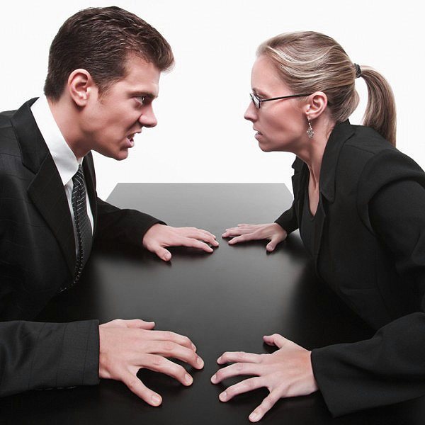 Snake and Snake compatibility in work and friendship