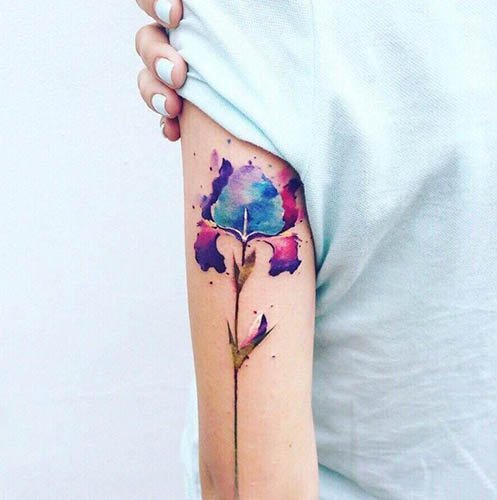 Tatuajes modernos para chicas en el brazo. Bocetos, significados, fotos.
