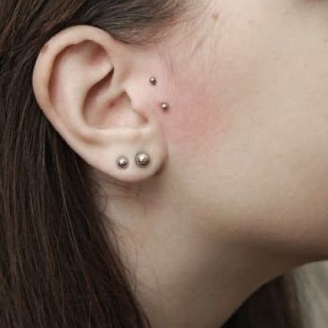 Frische Piercings