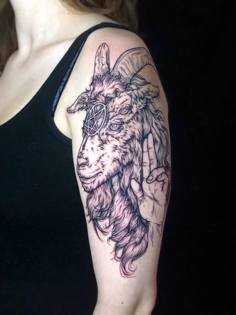 Tatuare Baphomet sulla spalla