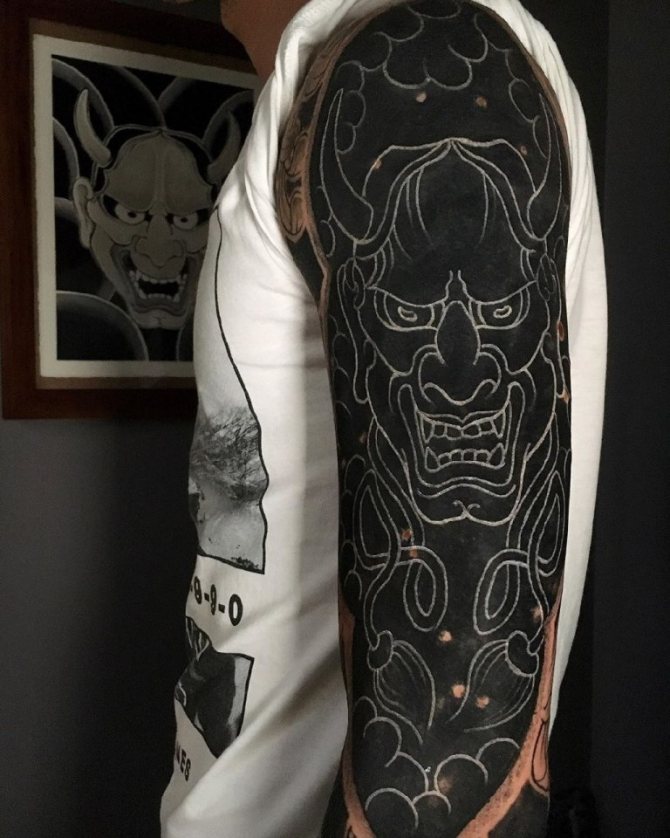 les tatouages blancs