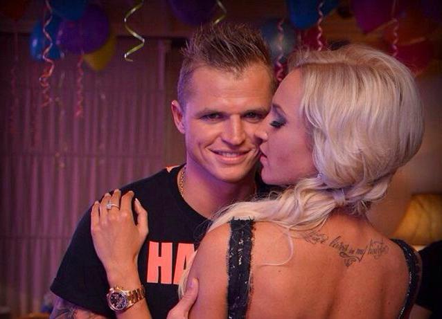 Tatouage de la photo de Buzova sur son dos