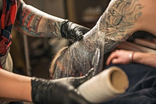 Tattoo Chicano (Chicago) male, for girls. Meaning, photo: sleeve, forearm, wrist, shoulder