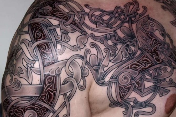 Antike Wikinger-Tätowierungen