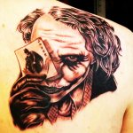 Tatouez le Joker sur votre bras, votre avant-bras, votre jambe. Croquis, photos, signification