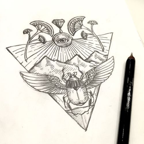 Tatouage thème égyptien pour hommes, filles. Esquisses sur le bras, l'avant-bras, les doigts, les valeurs. Photo