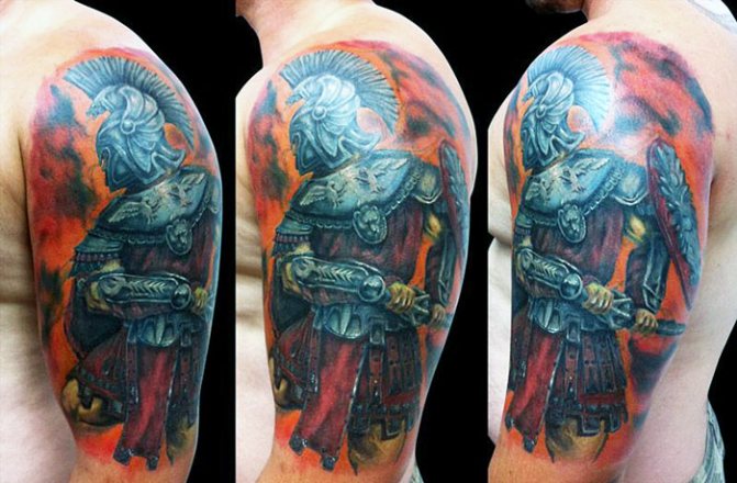 Tetování gladiátora na rameni. Význam, obrázek, náčrtky