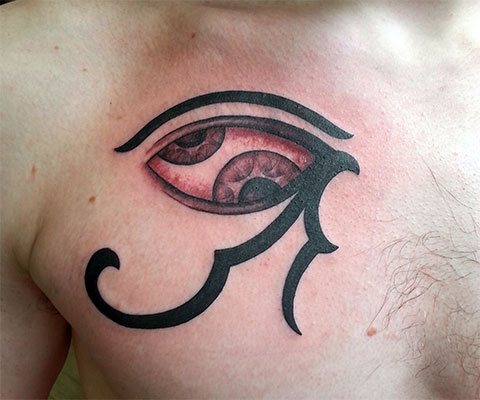 Tatouage yeux Hora pour hommes - photo