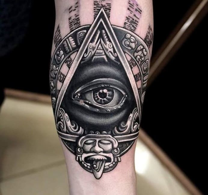 Tattoo eye mountain: tattoo eye meaning in a triangle