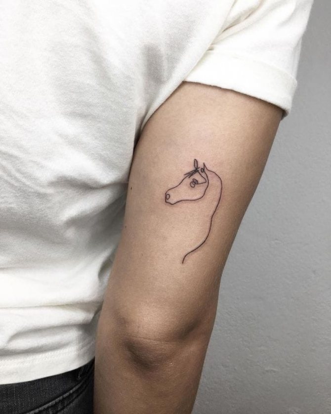 Pferd Jahr Tattoo