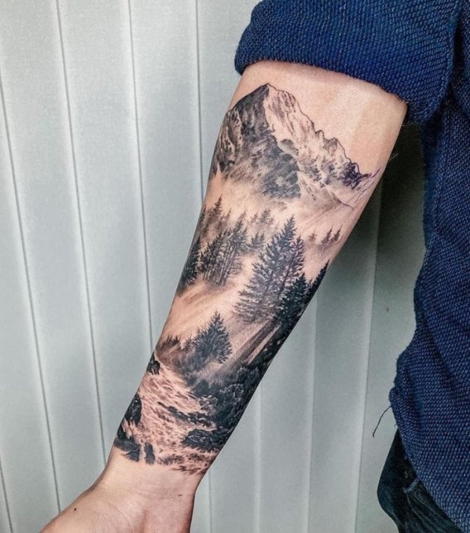 男性用タトゥーマウンテン