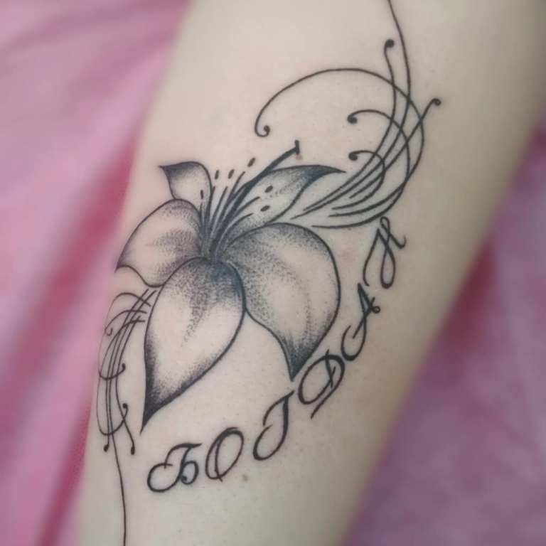 Nombres de tatuajes a mano