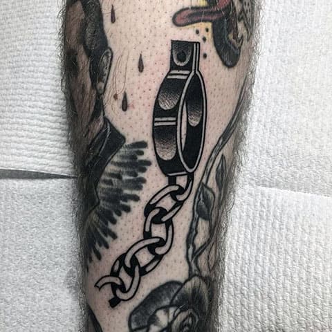 Grilletes para tatuajes