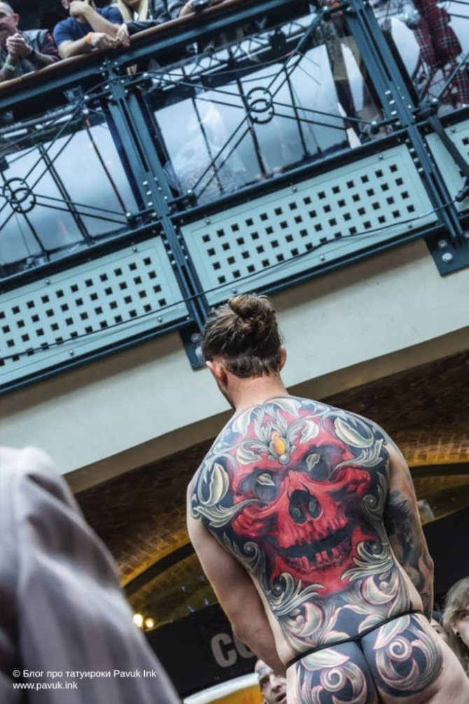 σύμβαση τατουάζ 17