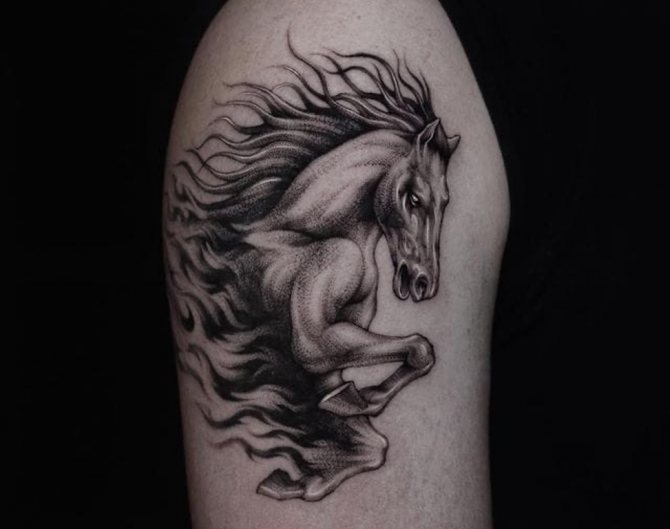 tatouage de cheval de cuisse