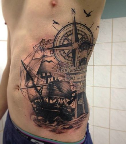 Tatouage avec thème nautique. Photo, croquis, manche sur jambe, bras, mollet, dos, poignet, signification