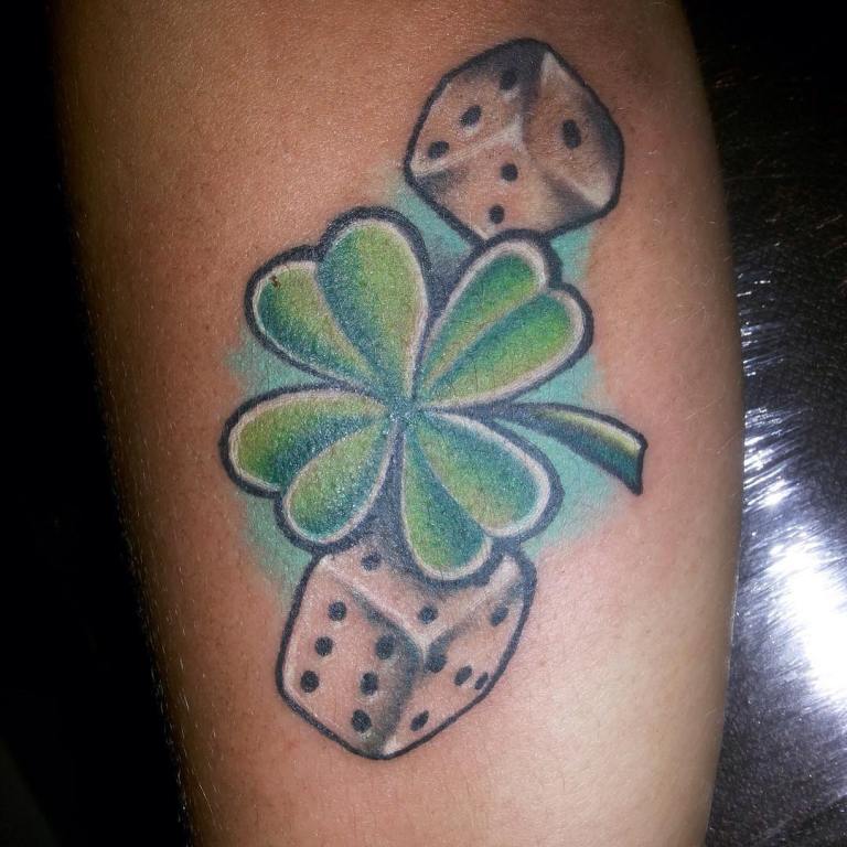 tatouage pour la richesse