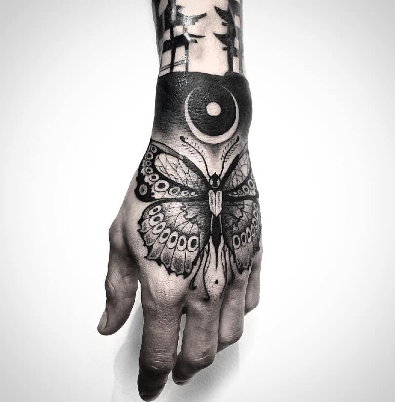 Tattoo on hand - Tattoo on hand - Hand tattoo - Tattoo on hand for men - Men's hand tattoos