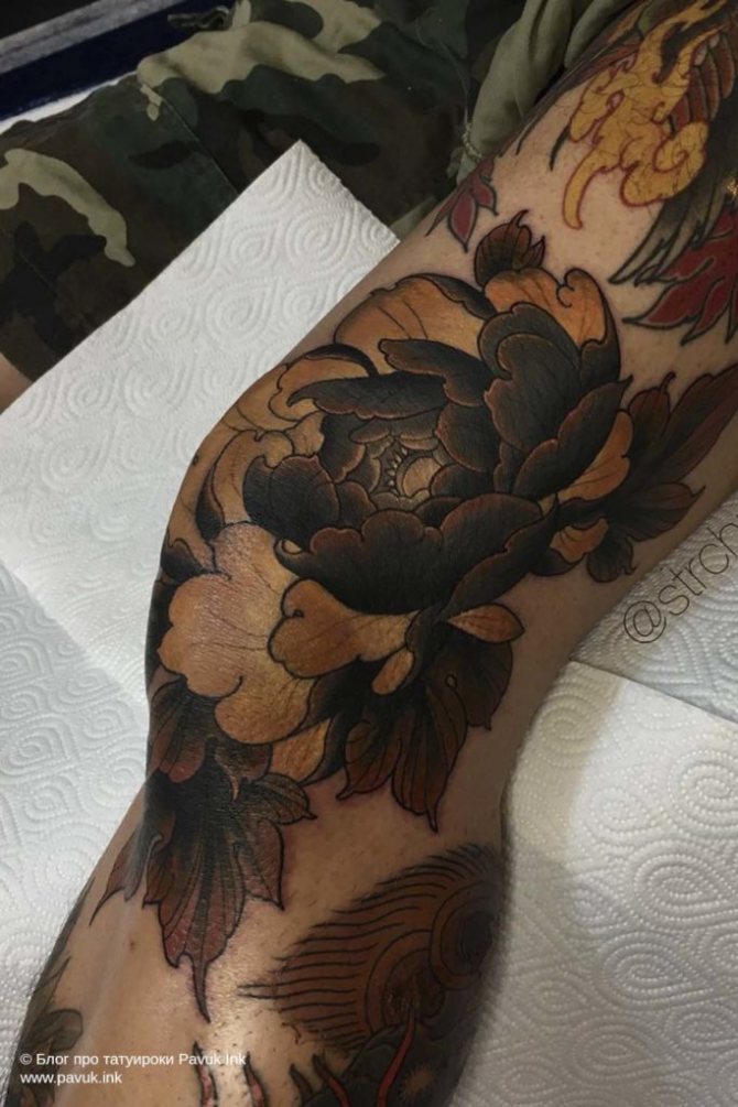tatuaggio sulle ginocchia 06