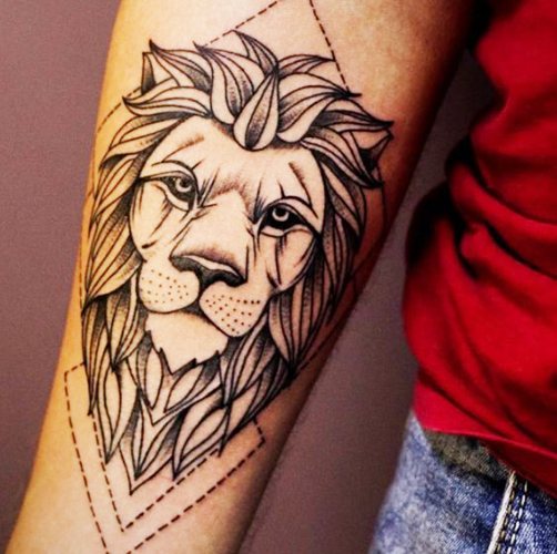 Tatouage sur les mains des hommes avec signification, significations, inscriptions slaves traduites en latin, motifs celtiques