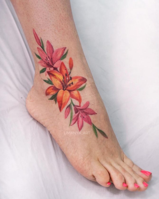 Tatuaje en el pie foto 14