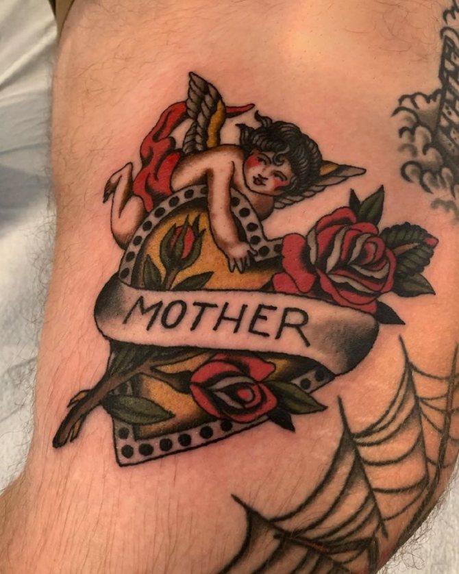 Tatouage d'une mère
