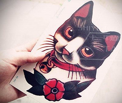 Un tatouage old school. Croquis masculins, pour filles, noir et blanc, couleur