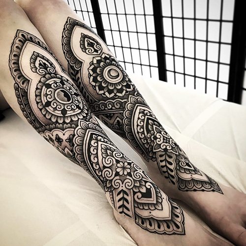 Des ornements de tatouage pour les filles et les hommes. Croquis, photos, signification.