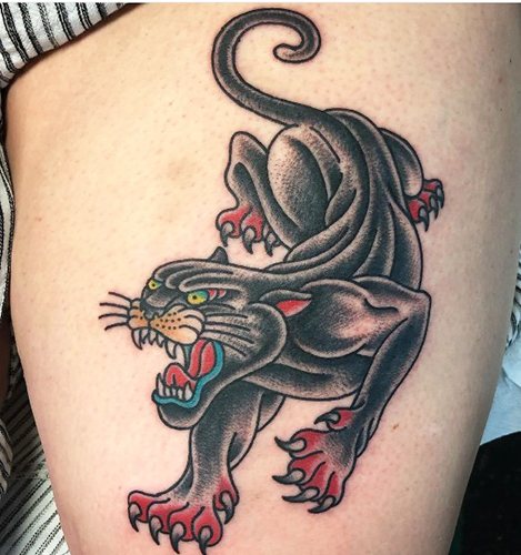 Tatouage panthère pour filles. Signification, photo, sur bras, jambe, épaule, dos, bas du dos