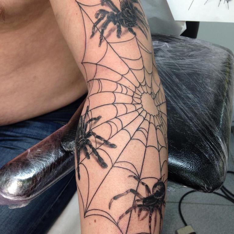 Татуировъчни паяци