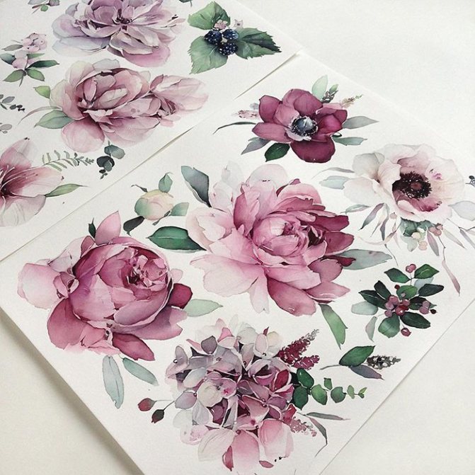 tatouage pivoines réalisme