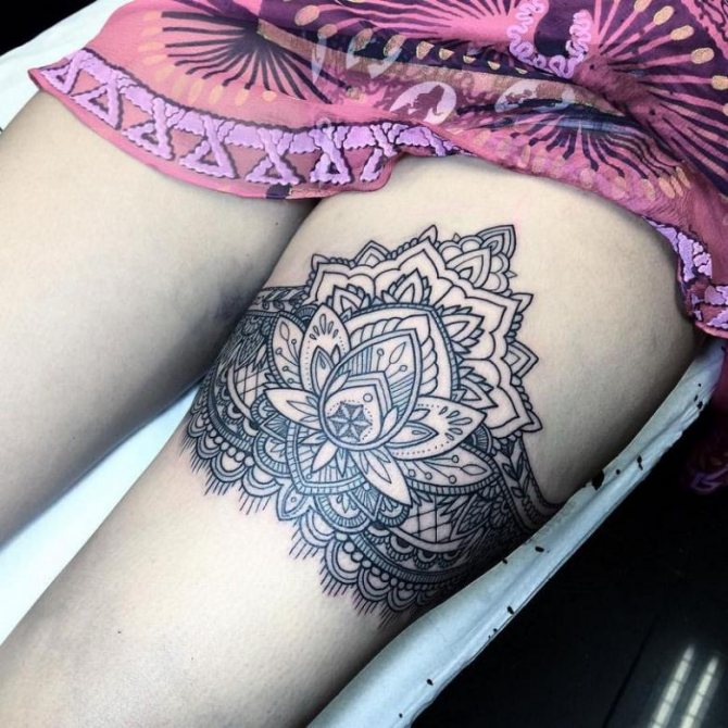 Tatouage jarretière (83 photos) - signification, croquis pour filles sur cuisse, jambe