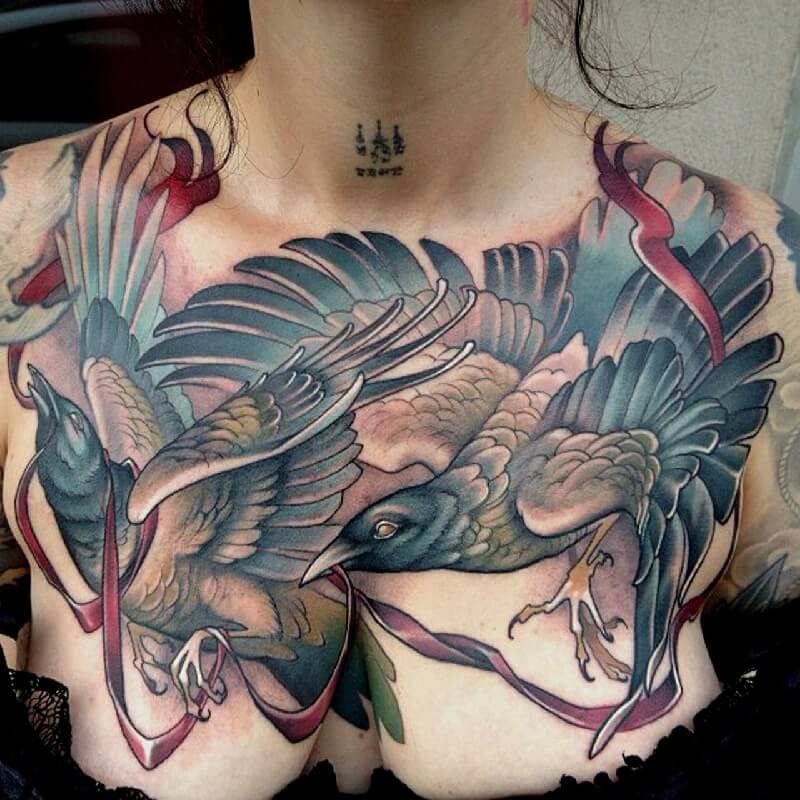 Tattoo a bird - Tetoválás egy madár a mellkasomra