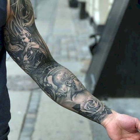 Tatouage de la manche d'un homme