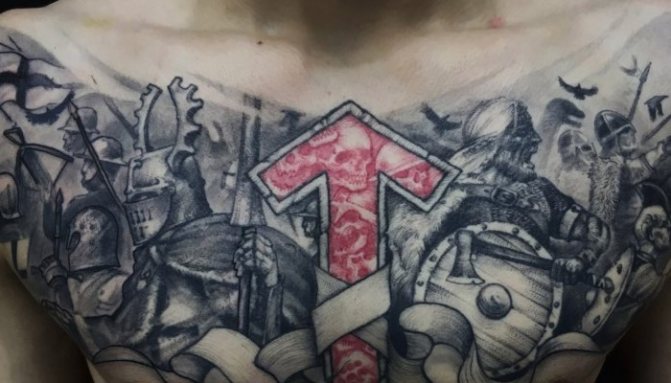 Tatouage avec le signe runique