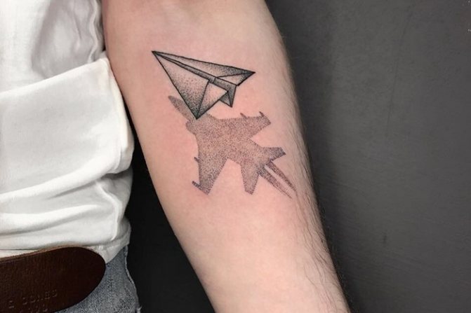 Tatouage d'avion