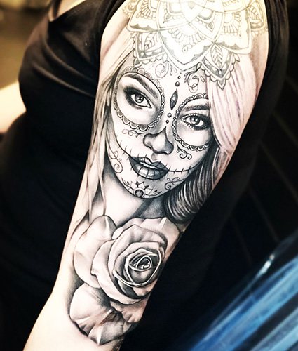 Татуировка на Santa Muerte при жени, мъже. Значение, дизайн, снимки