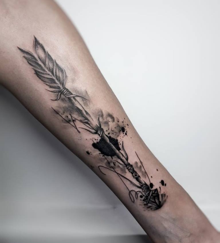 signification de la flèche pour les tatouages de filles