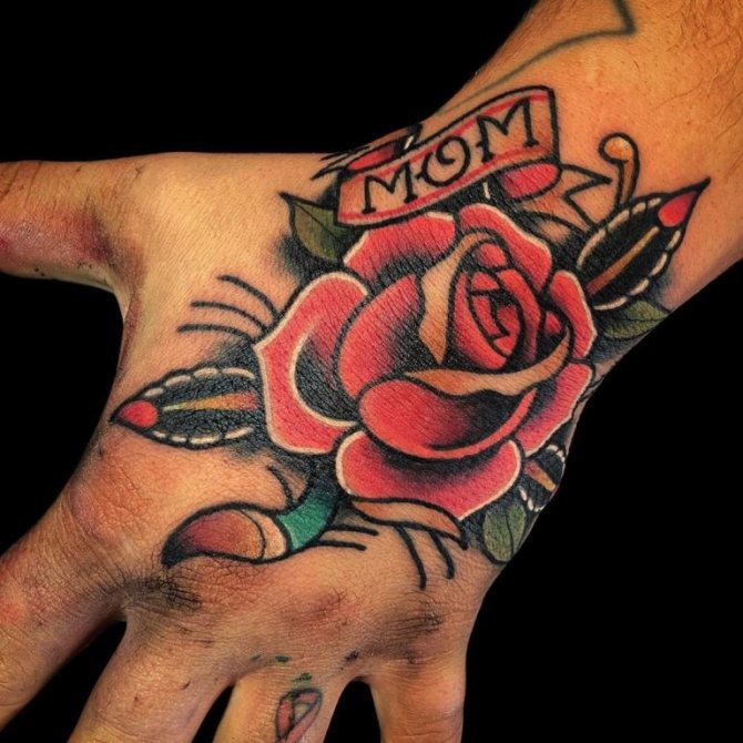 tattoo zu ehren der mutter